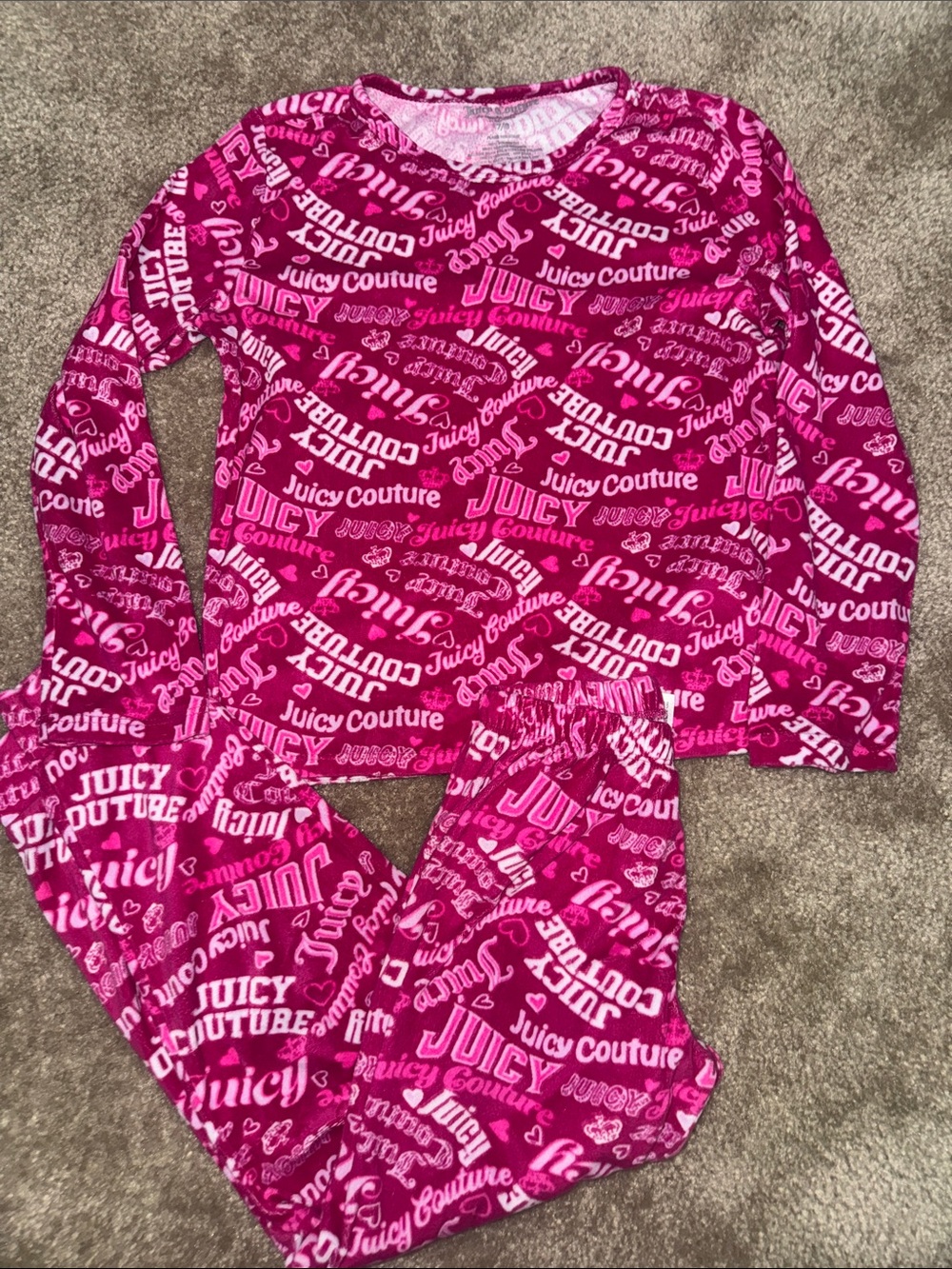 Juicy Couture Girls velour Hot Pink Logo Pajama Set 7/8.